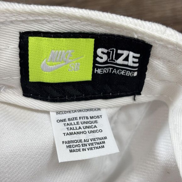 Nike SB Hat Cap Strap Back One Size White Heritage86 Embroidered Crest Mens - Picture 7 of 8